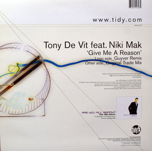 Tony De Vit Feat. Niki Mak : Give Me A Reason (12")