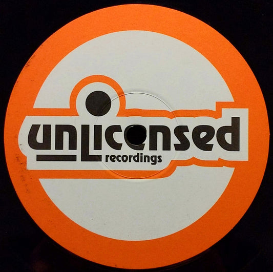 Cap (2) : Never Lost His Hardcore (This Is Not Over Yet Remixes) (12")