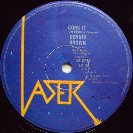 Dennis Brown : Ain't That Loving You (12", Single, Ltd)