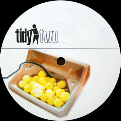 Tony De Vit Feat. Niki Mak : Give Me A Reason (12")