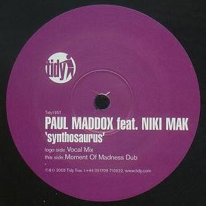 Paul Maddox Feat. Niki Mak : Synthosaurus (12")