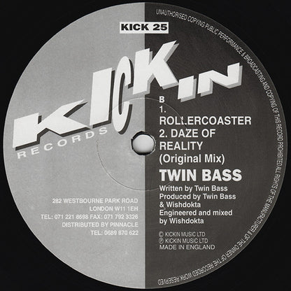 Twin Bass : Daze Of Reality (12")
